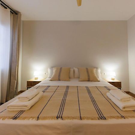 Bravissimo Figuerola, Spacious 3-Bedroom Apartment Girona Eksteriør bilde