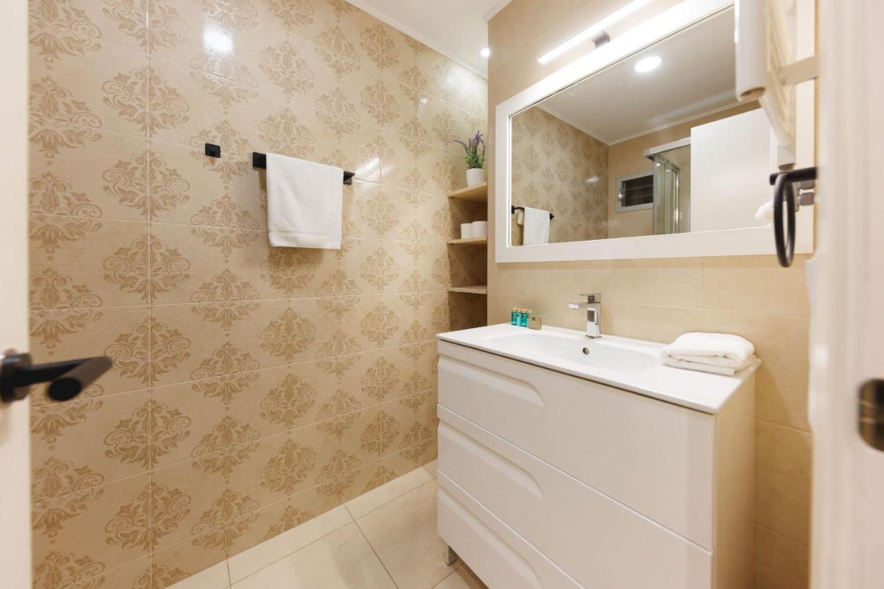 Bravissimo Figuerola, Spacious 3-Bedroom Apartment Girona Eksteriør bilde