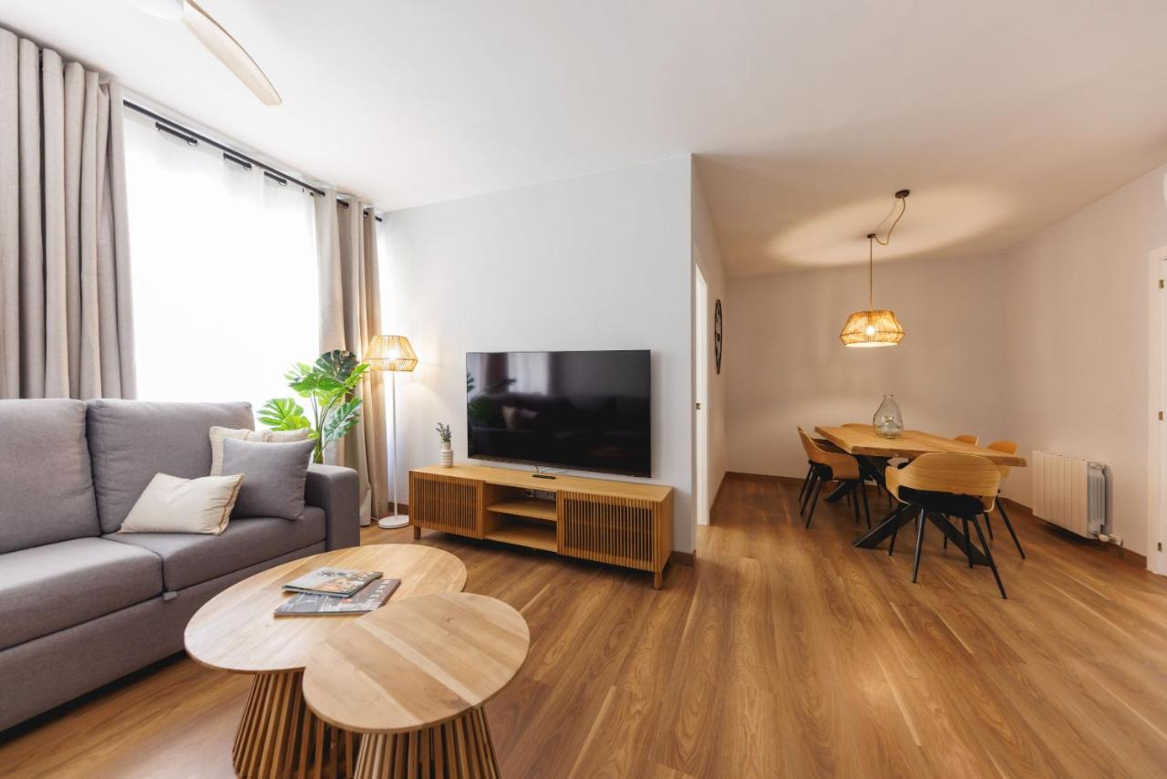 Bravissimo Figuerola, Spacious 3-Bedroom Apartment Girona Eksteriør bilde