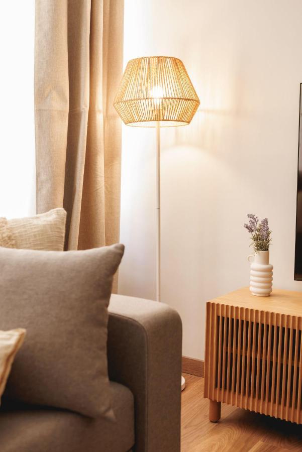 Bravissimo Figuerola, Spacious 3-Bedroom Apartment Girona Eksteriør bilde