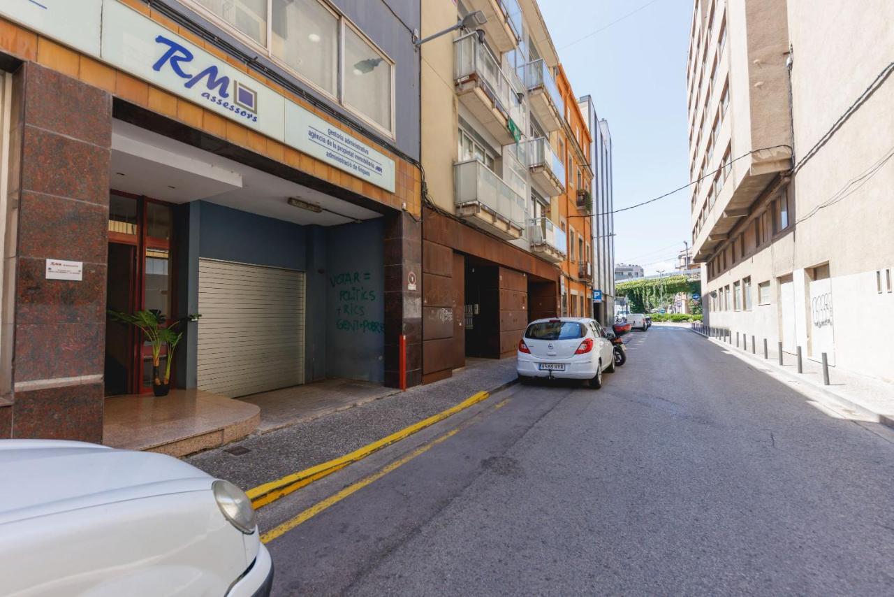 Bravissimo Figuerola, Spacious 3-Bedroom Apartment Girona Eksteriør bilde